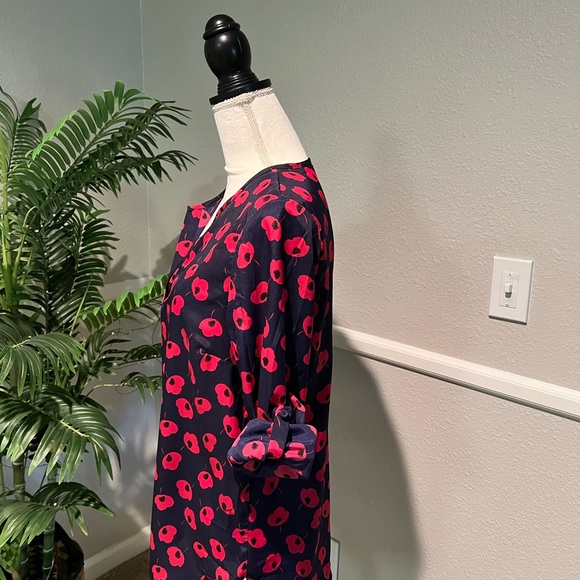 41 Hawthorn Navy Floral Blouse - Picture 3 of 4